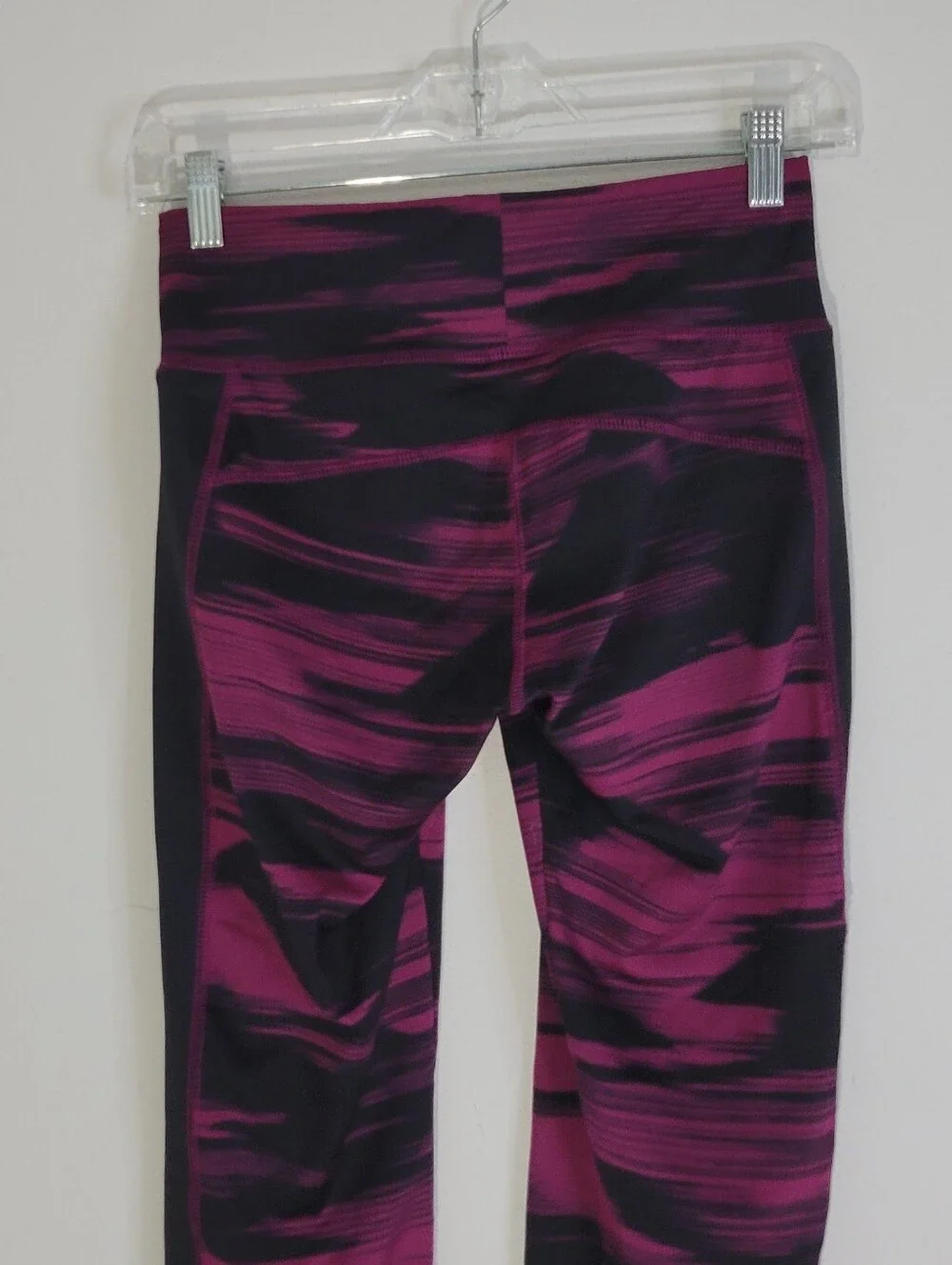 Puma Girls' Pink & Black Performance Leggings Women Size M. - Picture 5 of 9